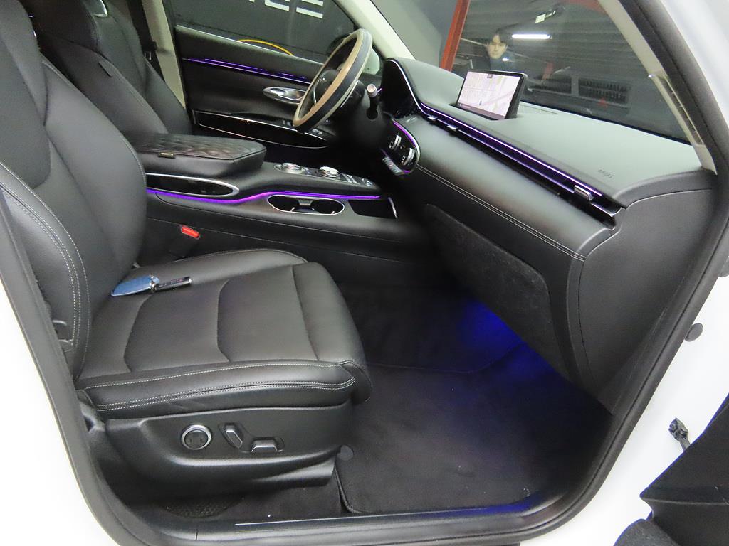 Genesis GV70 2021 Blanco - Importación desde Corea - HF Imports Iquique - Foto 15