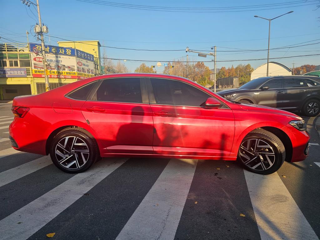 Volkswagen Jetta - Vista 7