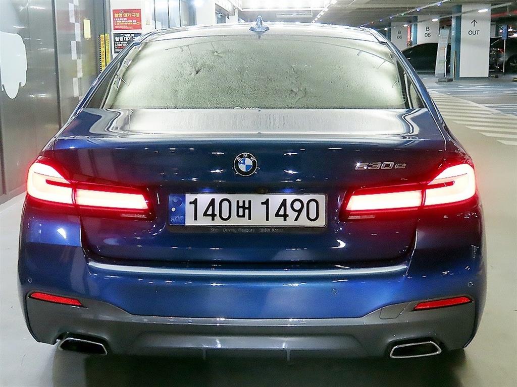 BMW 5 Series - Vista 5