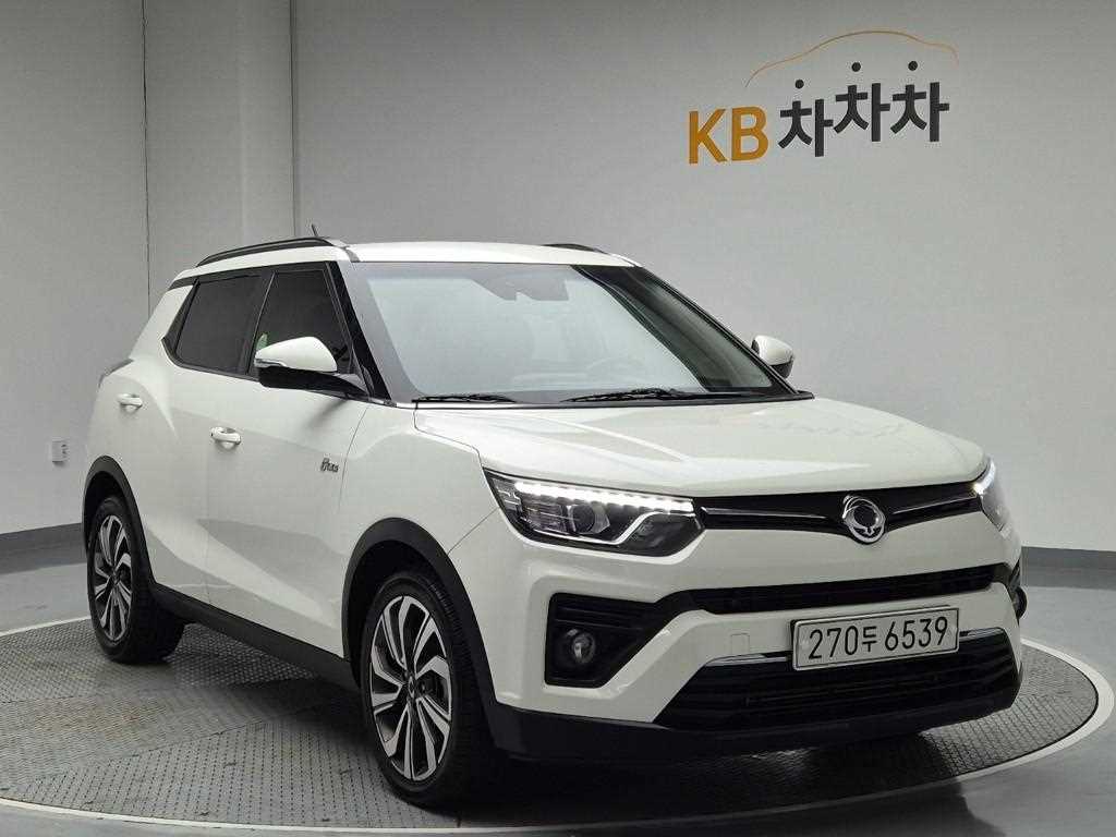 Ssangyong Tivoli - Vista 4