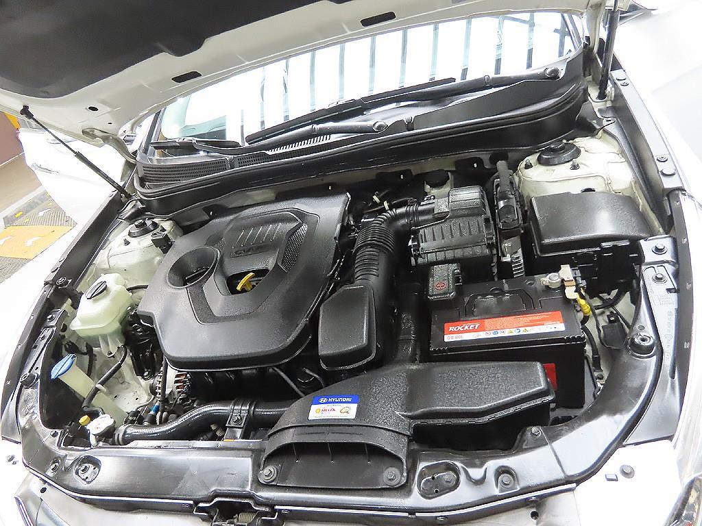 HYUNDAI Sonata 2013 Blanco - Importación desde Corea - HF Imports Iquique - Foto 7