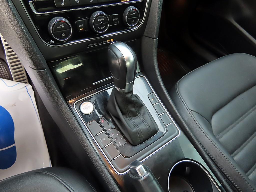 Volkswagen Passat - Vista 10