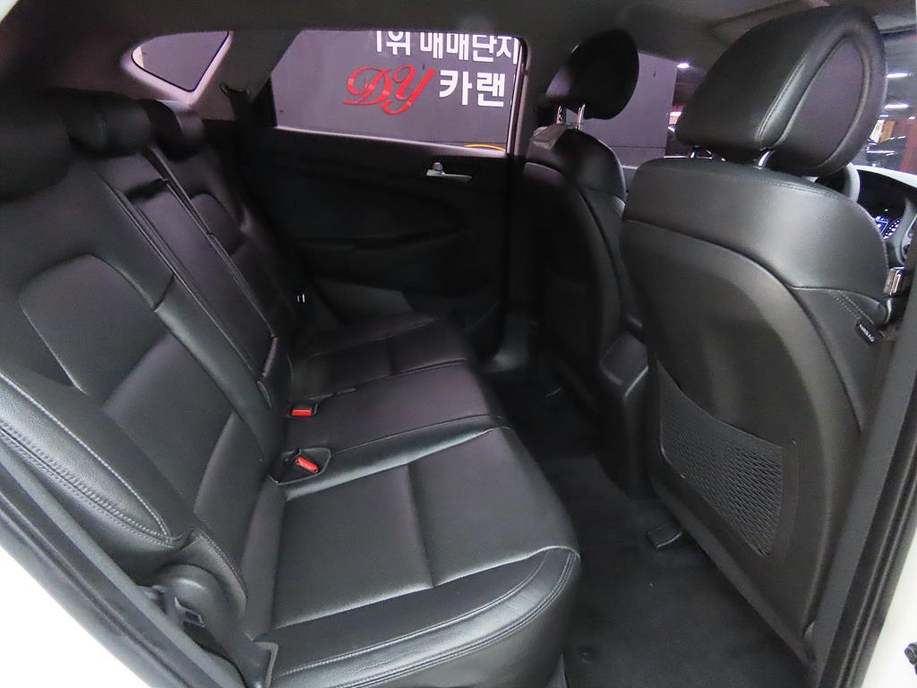 HYUNDAI Tucson - Vista 7