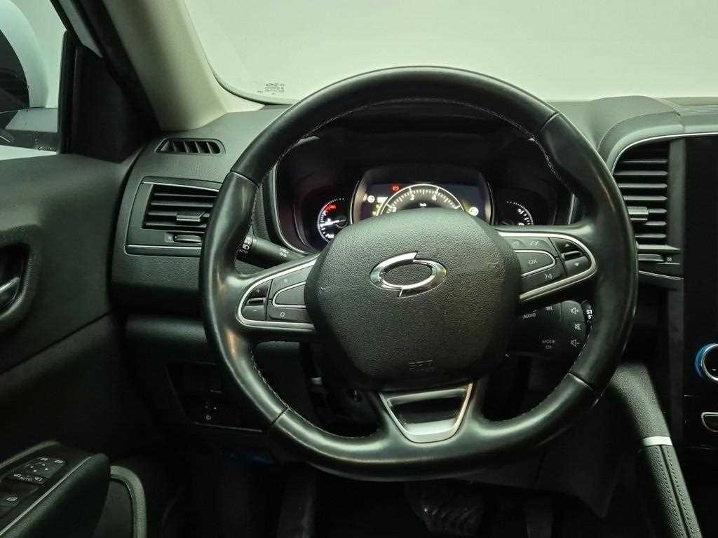 SAMSUNG QM6 - Vista 9