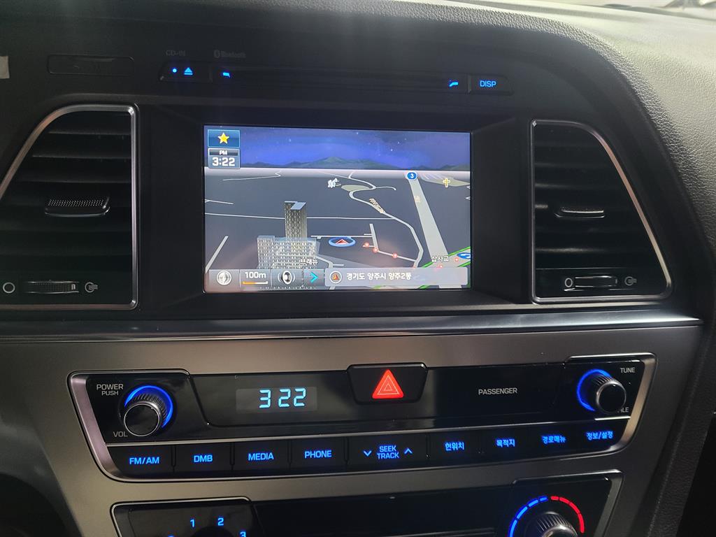 HYUNDAI Sonata - Vista 7