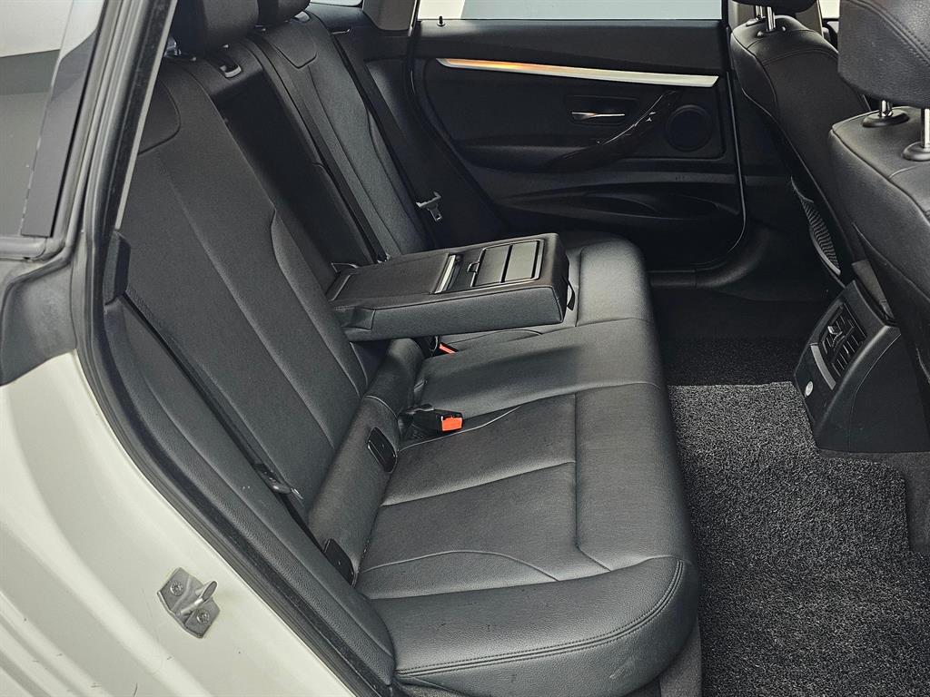 BMW Gran Turismo - Vista 12