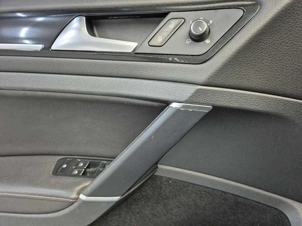 Volkswagen Golf 2014 Blanco - Importación desde Corea - HF Imports Iquique - Foto 16