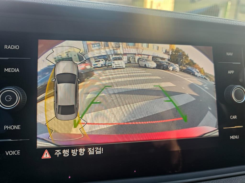 Volkswagen Jetta 2023 Rojo - Importación desde Corea - HF Imports Iquique - Foto 18