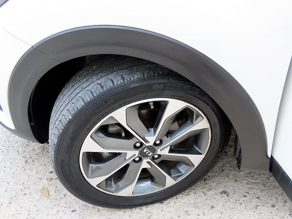 KIA Stonic 2019 Blanco - Importación desde Corea - HF Imports Iquique - Foto 20