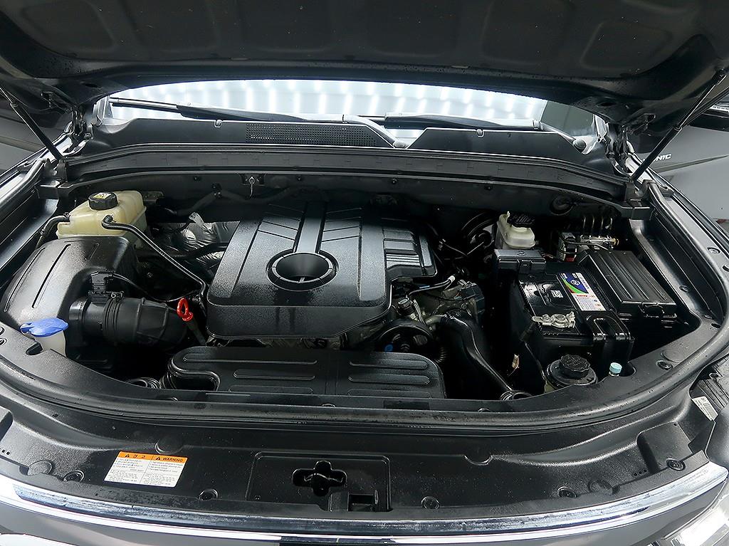Ssangyong Rexton 2018 Negro - Importación desde Corea - HF Imports Iquique - Foto 7
