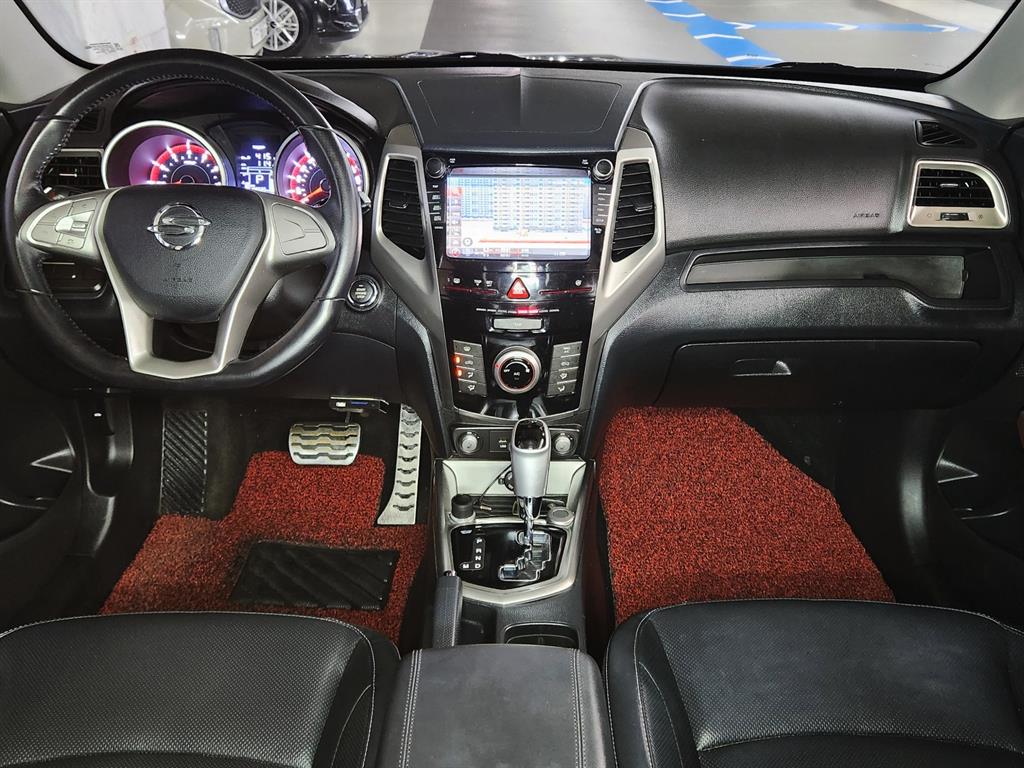 Ssangyong Tivoli - Vista 5