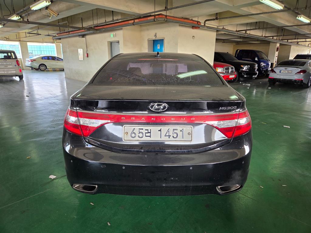 HYUNDAI Grandeur - Vista 4