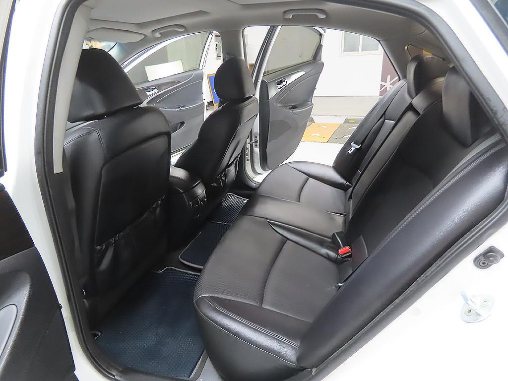 HYUNDAI Sonata 2013 Blanco - Importación desde Corea - HF Imports Iquique - Foto 8