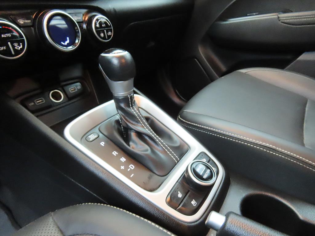 HYUNDAI Venue - Vista 11