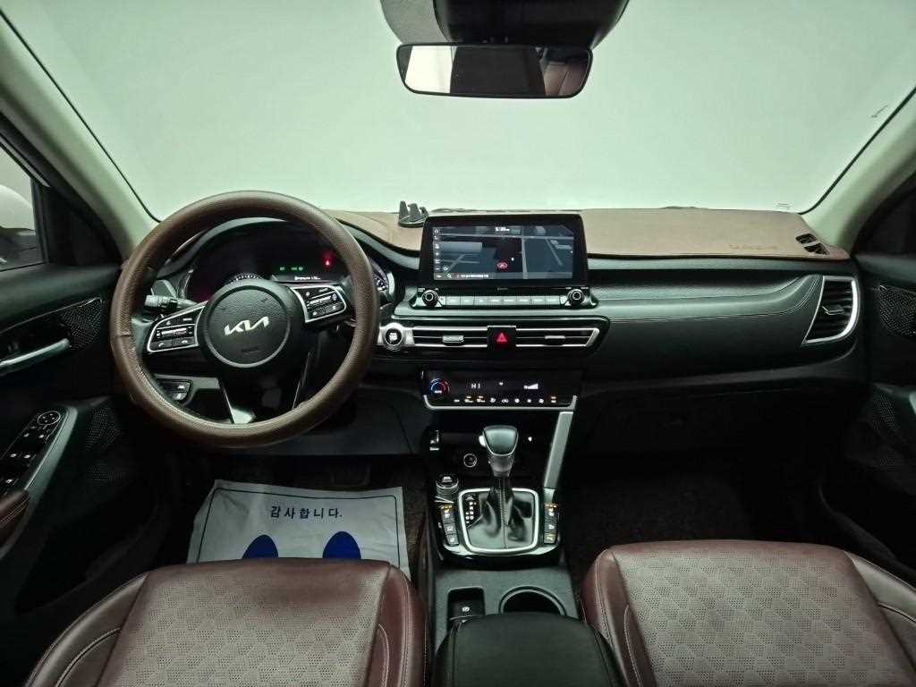 KIA Seltos - Vista 7