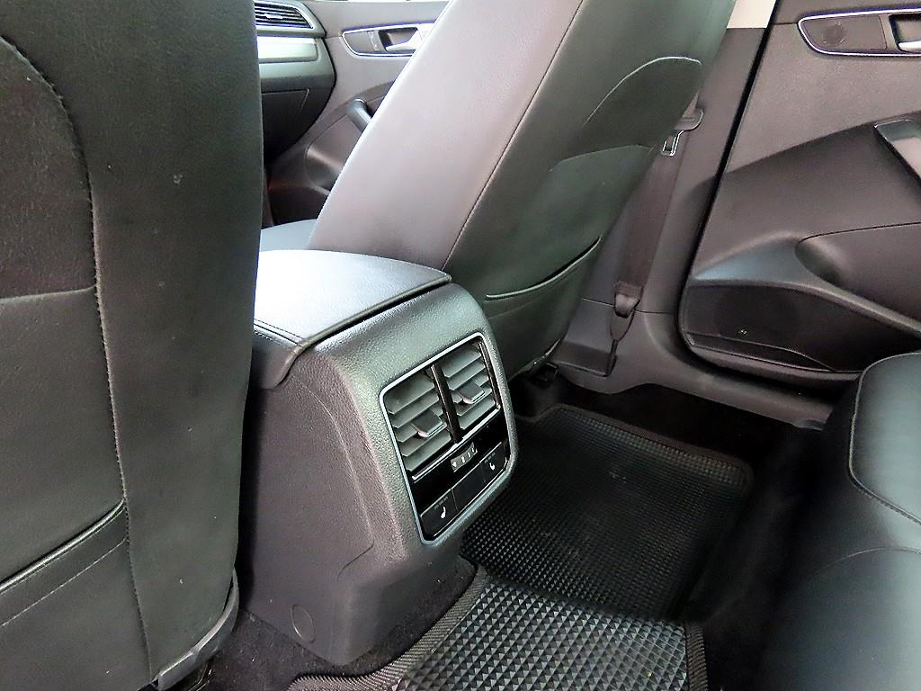 Volkswagen Passat 2016 Blanco - Importación desde Corea - HF Imports Iquique - Foto 16