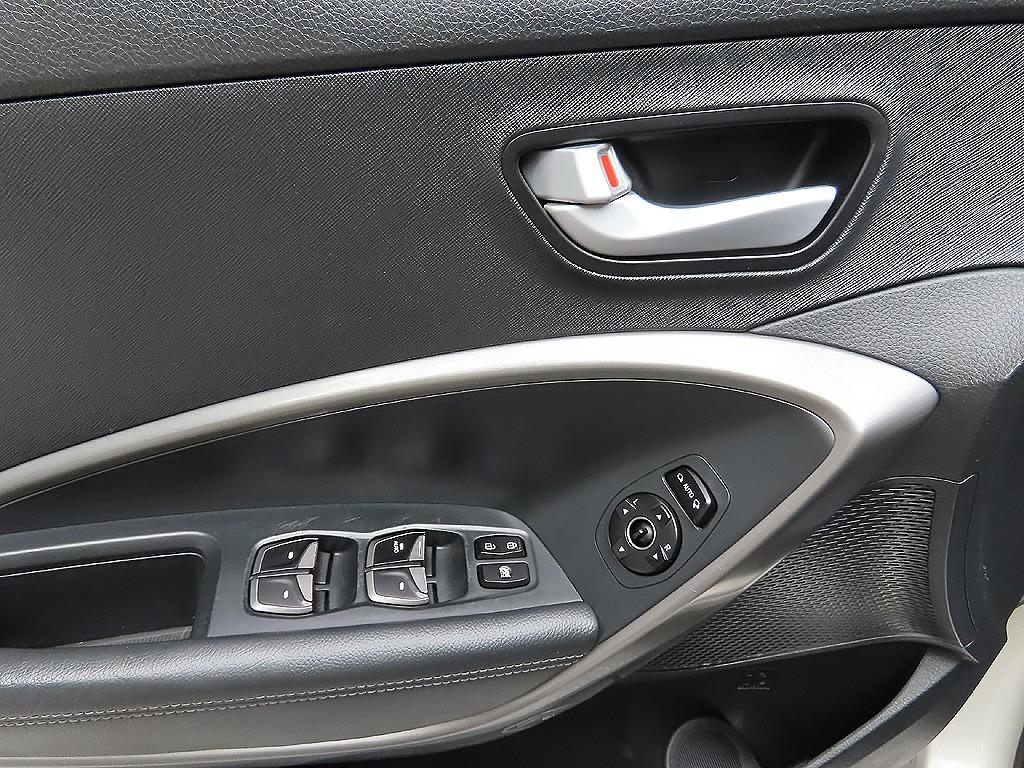 HYUNDAI Santa Fe 2015 the color of pearl - Importación desde Corea - HF Imports Iquique - Foto 12