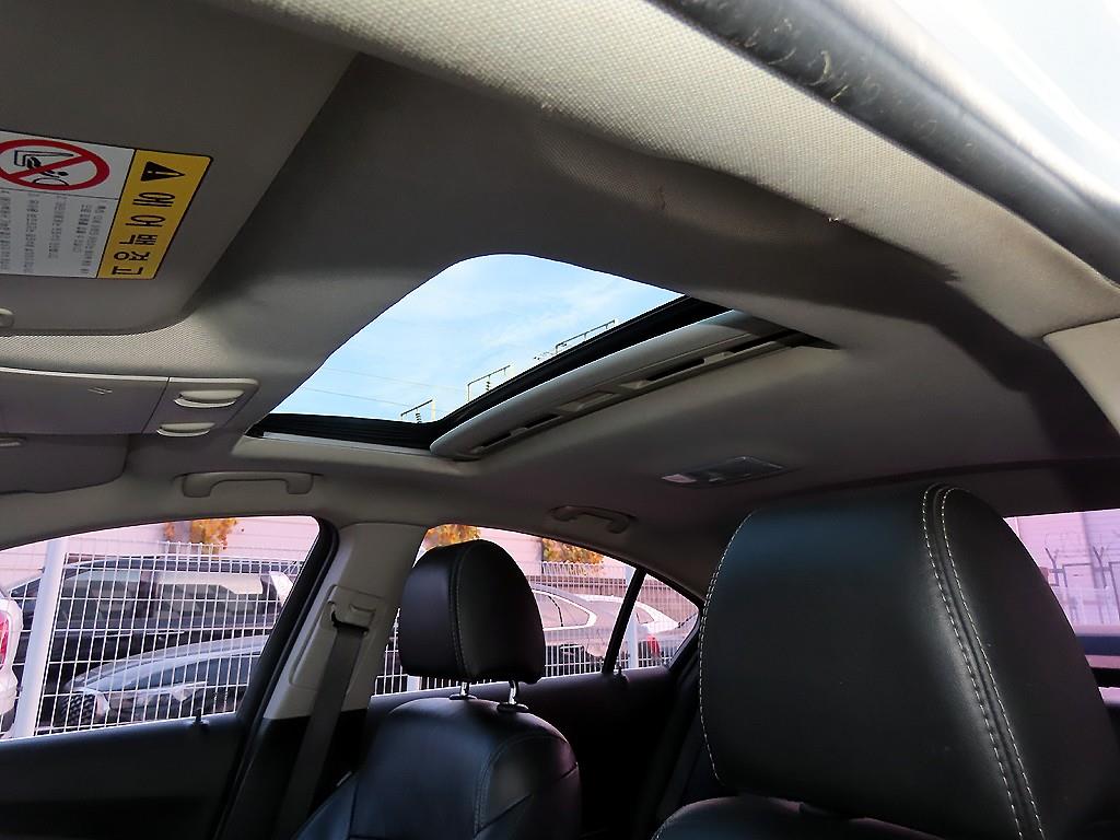 Chevrolet Cruise 2016 Blanco - Importación desde Corea - HF Imports Iquique - Foto 17