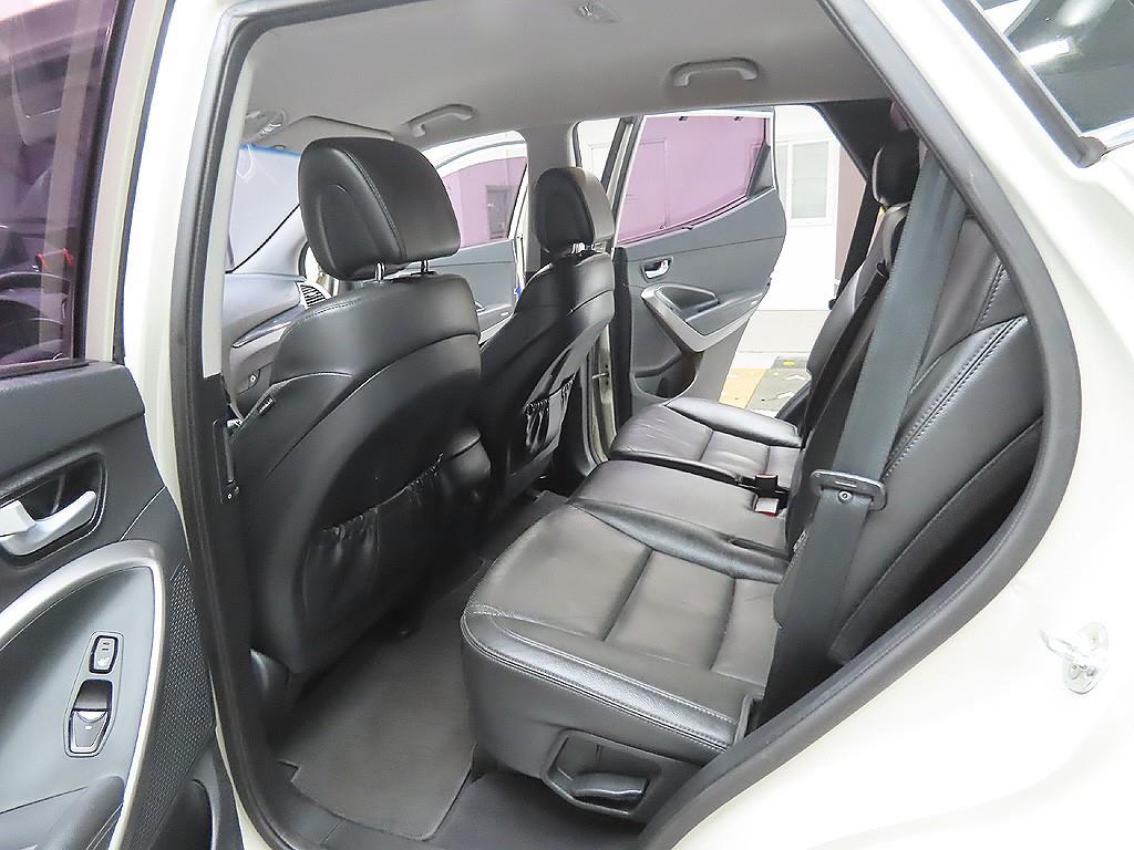 HYUNDAI Santa Fe 2015 the color of pearl - Importación desde Corea - HF Imports Iquique - Foto 8