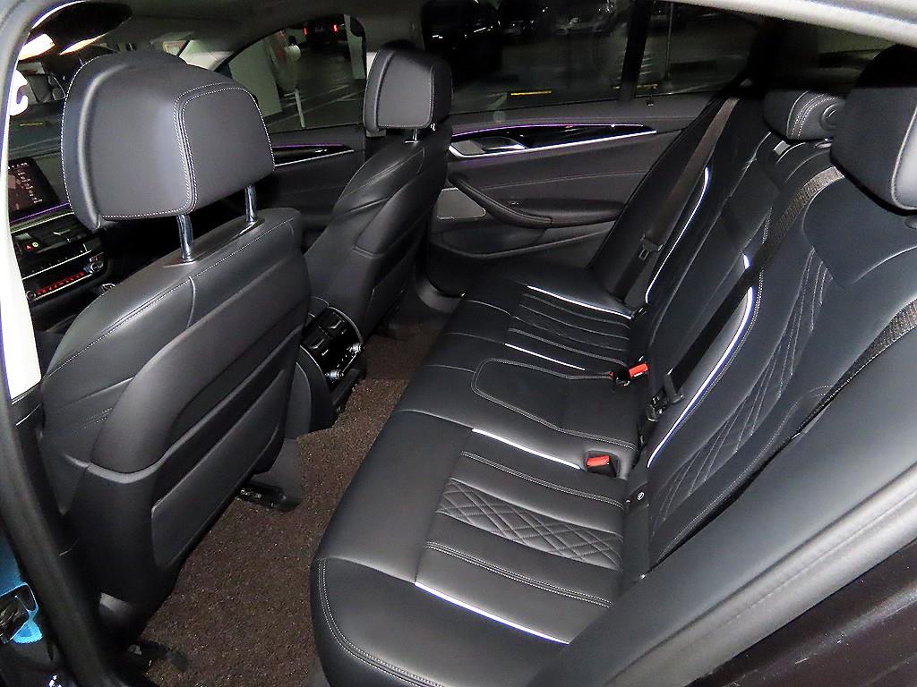 BMW 5 Series - Vista 7