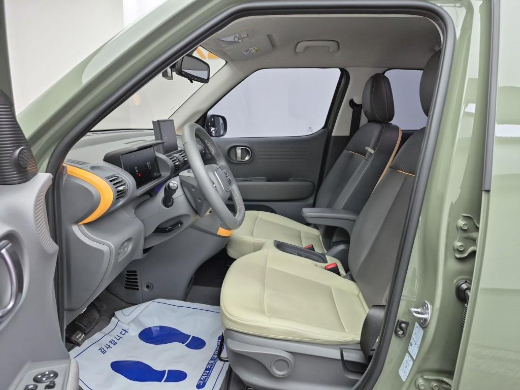 HYUNDAI Casper - Vista 11