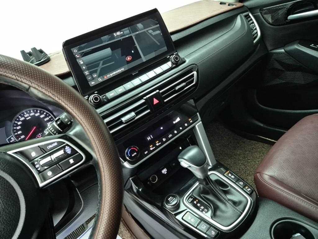 KIA Seltos - Vista 10