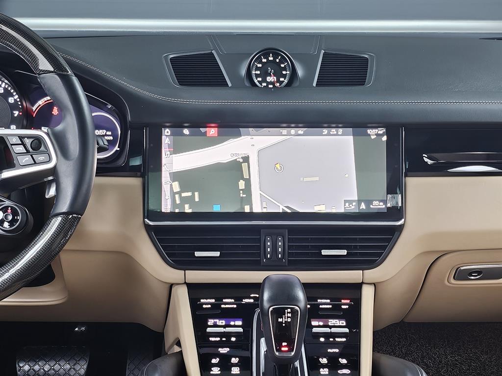 Porsche Cayenne - Vista 6