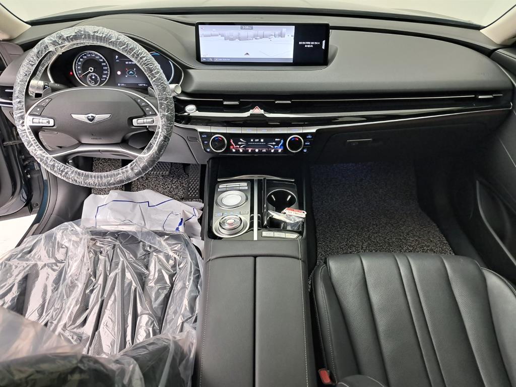 Genesis G80 - Vista 11