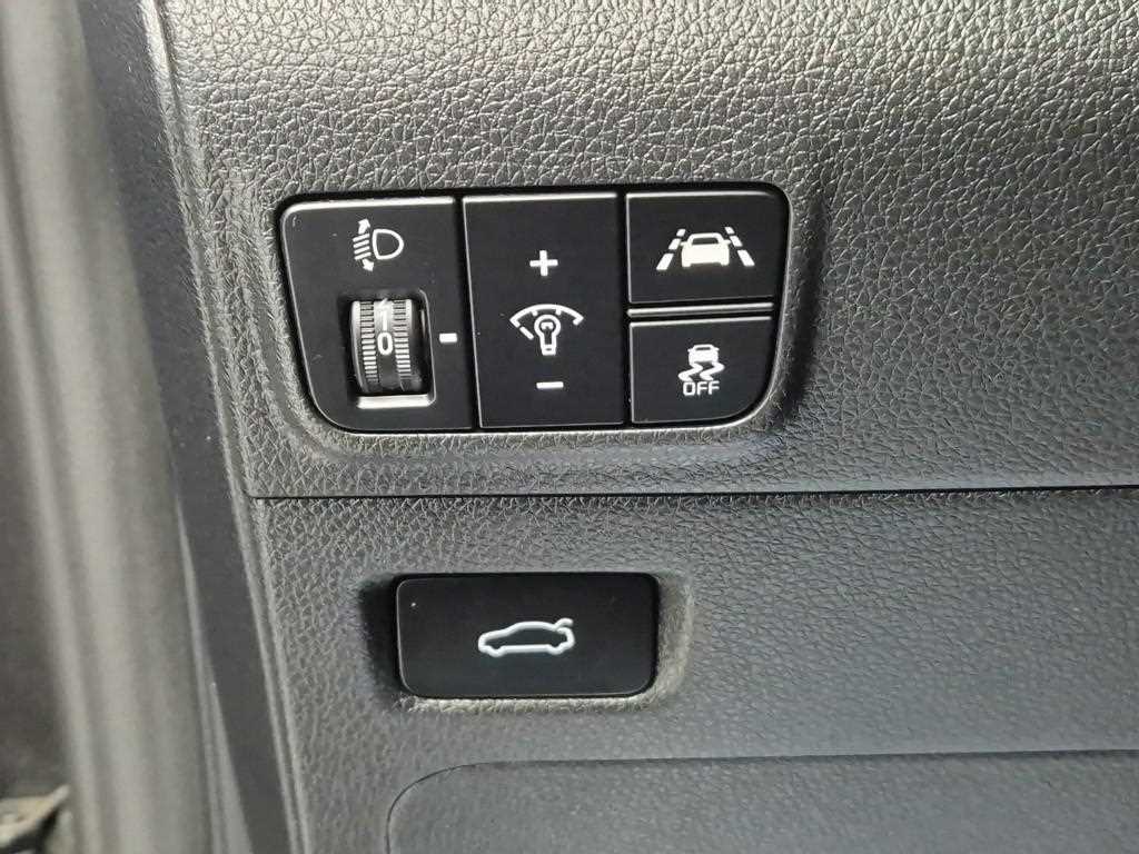 KIA K5 2023 Negro - Importación desde Corea - HF Imports Iquique - Foto 17