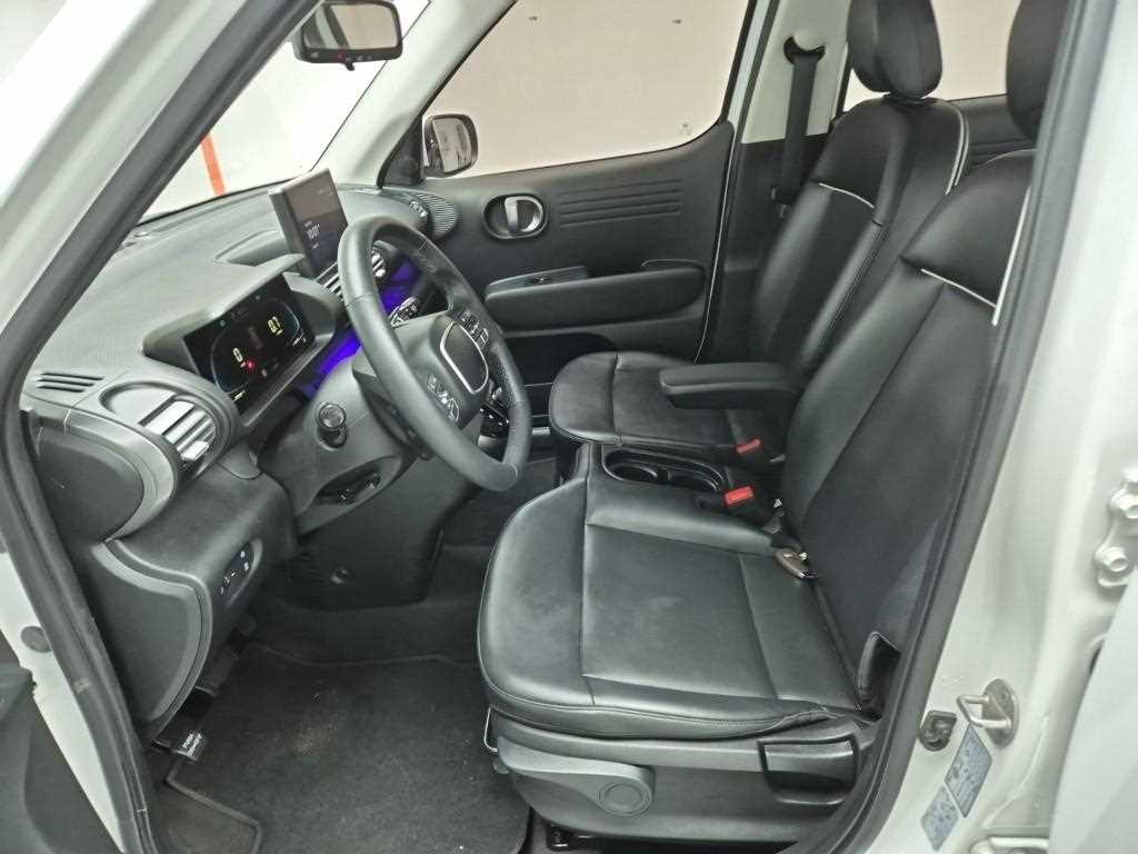 HYUNDAI Casper - Vista 11