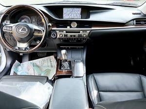 Lexus ES - Vista 10