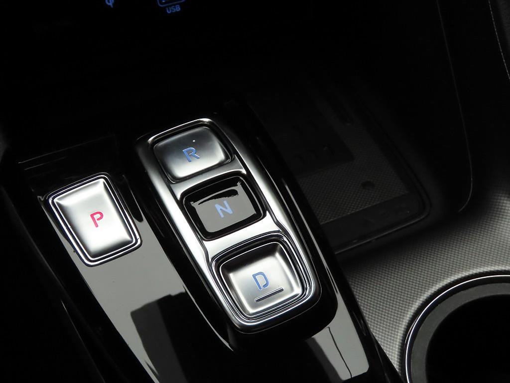 HYUNDAI Sonata - Vista 11