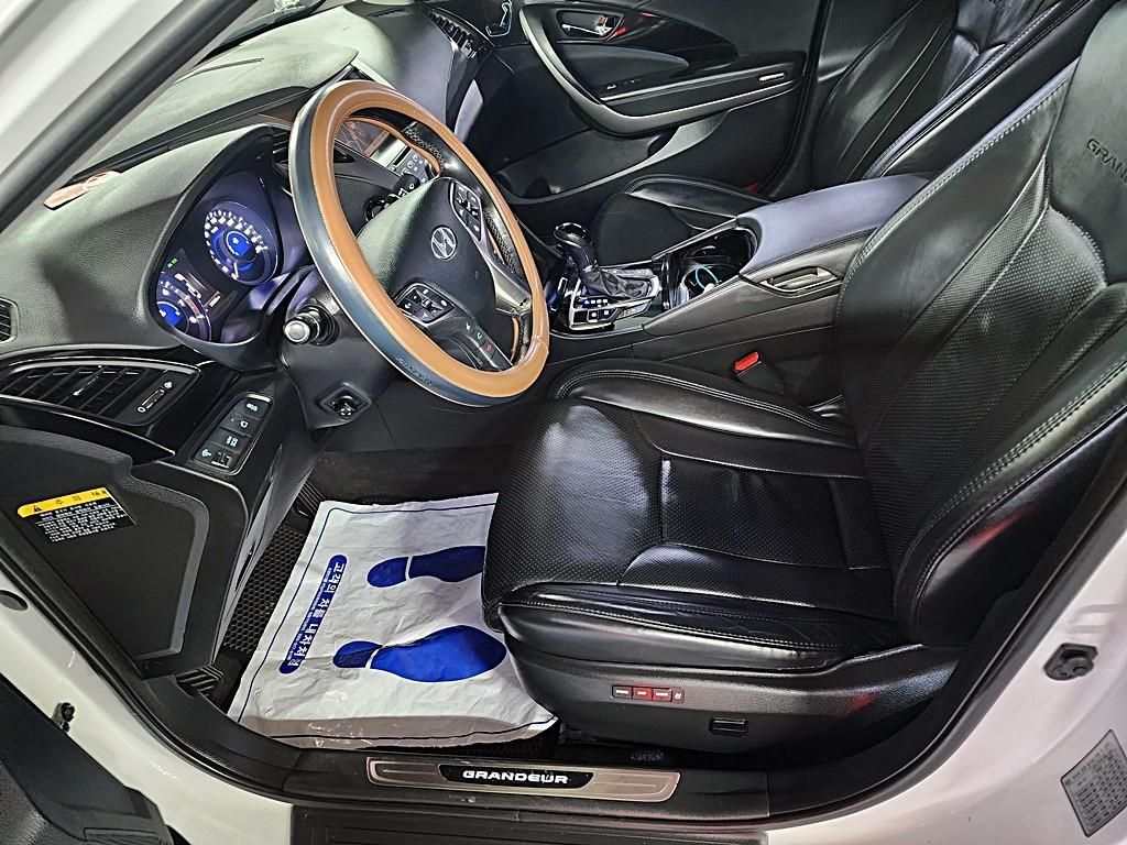 HYUNDAI Grandeur 2012 Blanco - Importación desde Corea - HF Imports Iquique - Foto 14