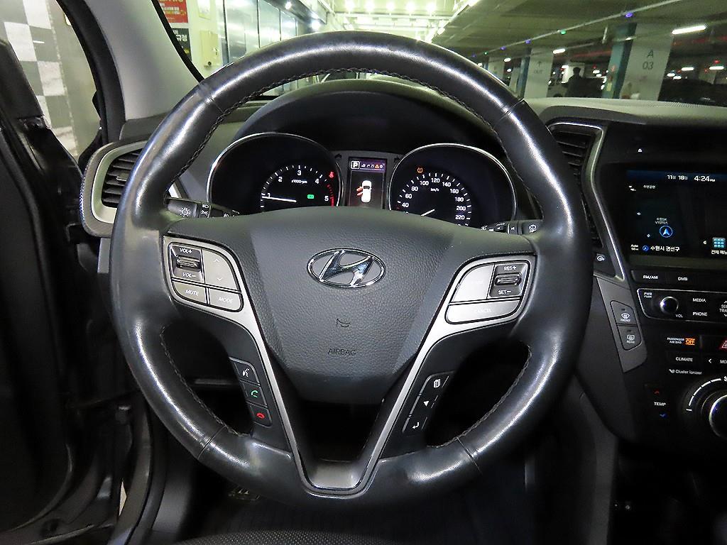 HYUNDAI Santa Fe - Vista 8