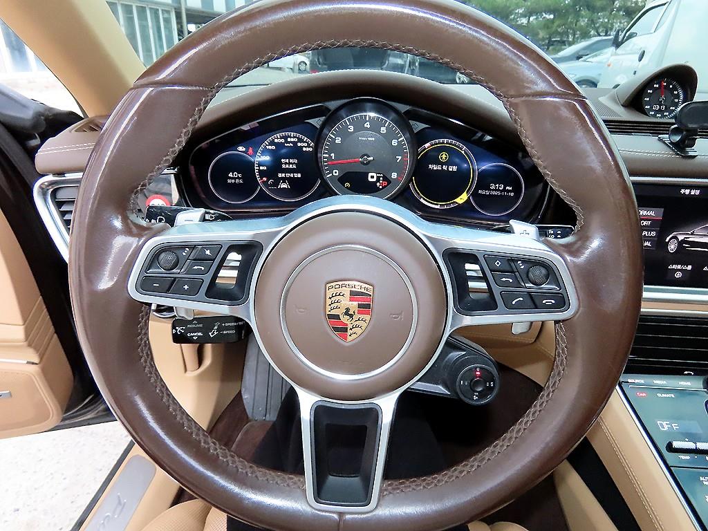 Porsche Panamera - Vista 8