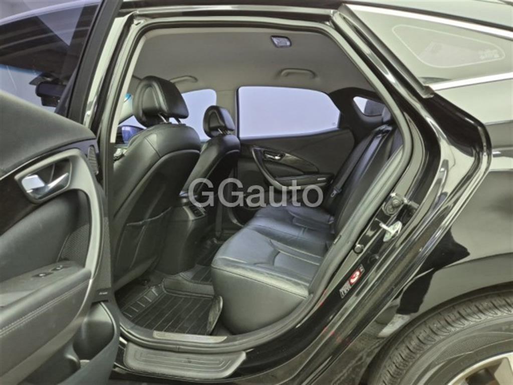 HYUNDAI Grandeur - Vista 12