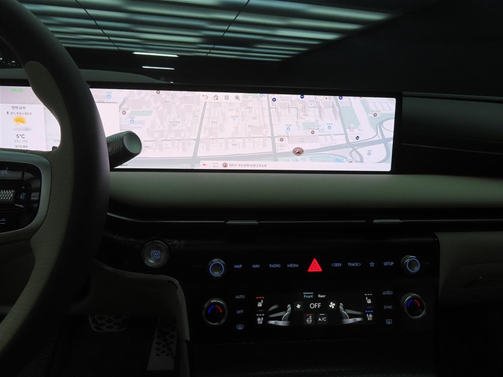 Genesis G80 - Vista 12