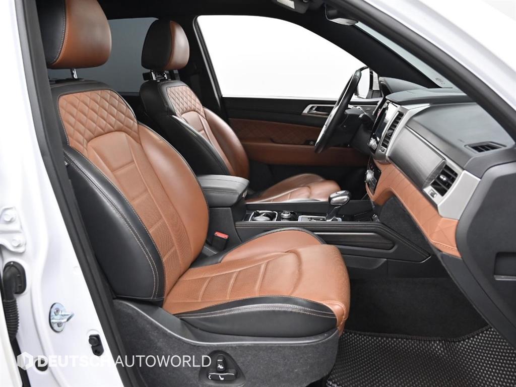 Ssangyong Rexton - Vista 10