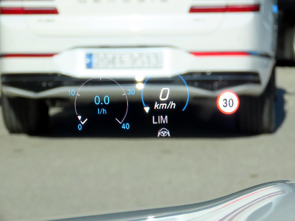 Mercedes Benz E class - Vista 10