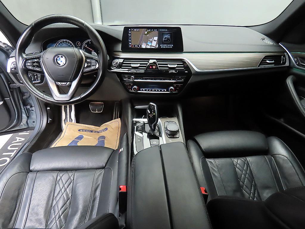 BMW 5 Series - Vista 7
