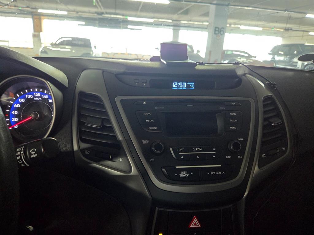 HYUNDAI Avante 2014 Plateado - Importación desde Corea - HF Imports Iquique - Foto 14