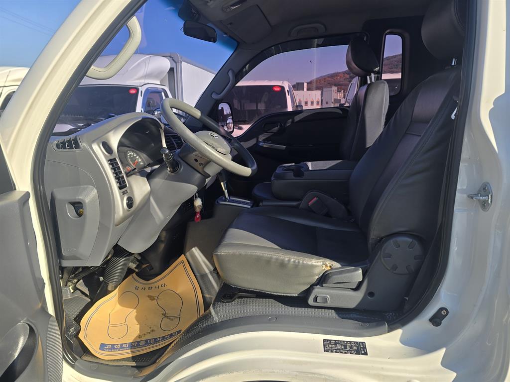 Small Truck Cargo (small) 2017 Blanco - Importación desde Corea - HF Imports Iquique - Foto 14