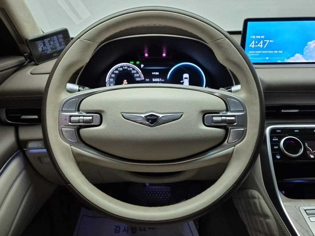 Genesis GV80 - Vista 9