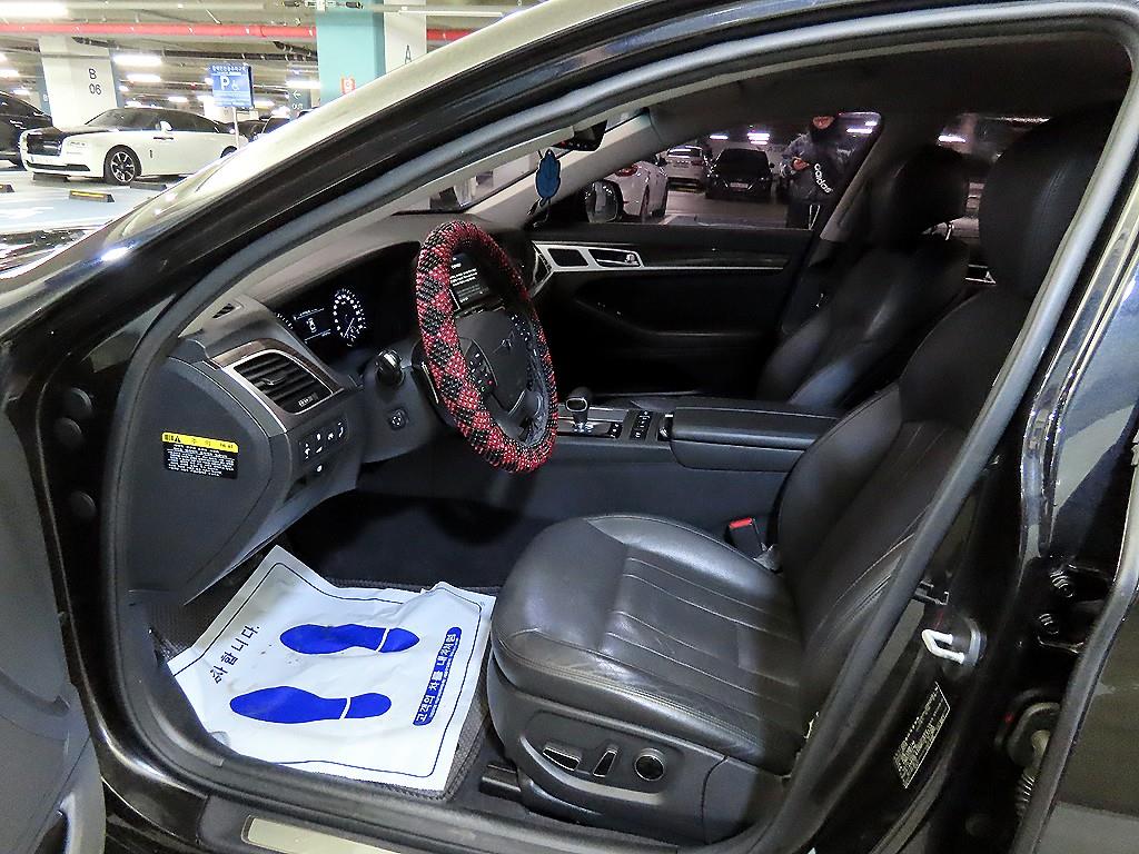 Genesis G80 - Vista 6