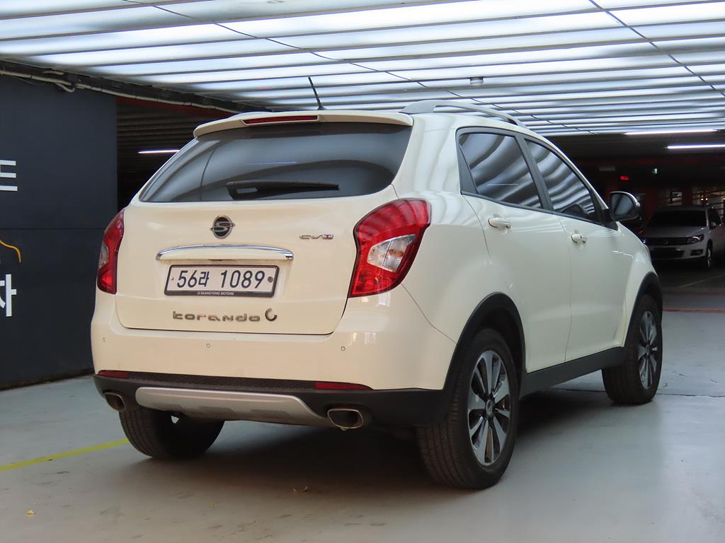 Ssangyong Korando - Vista 4
