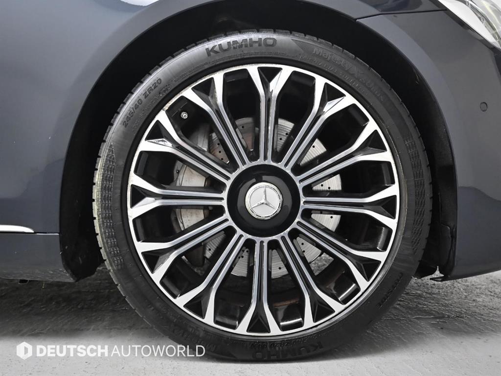 Mercedes Benz S Class - Vista 5