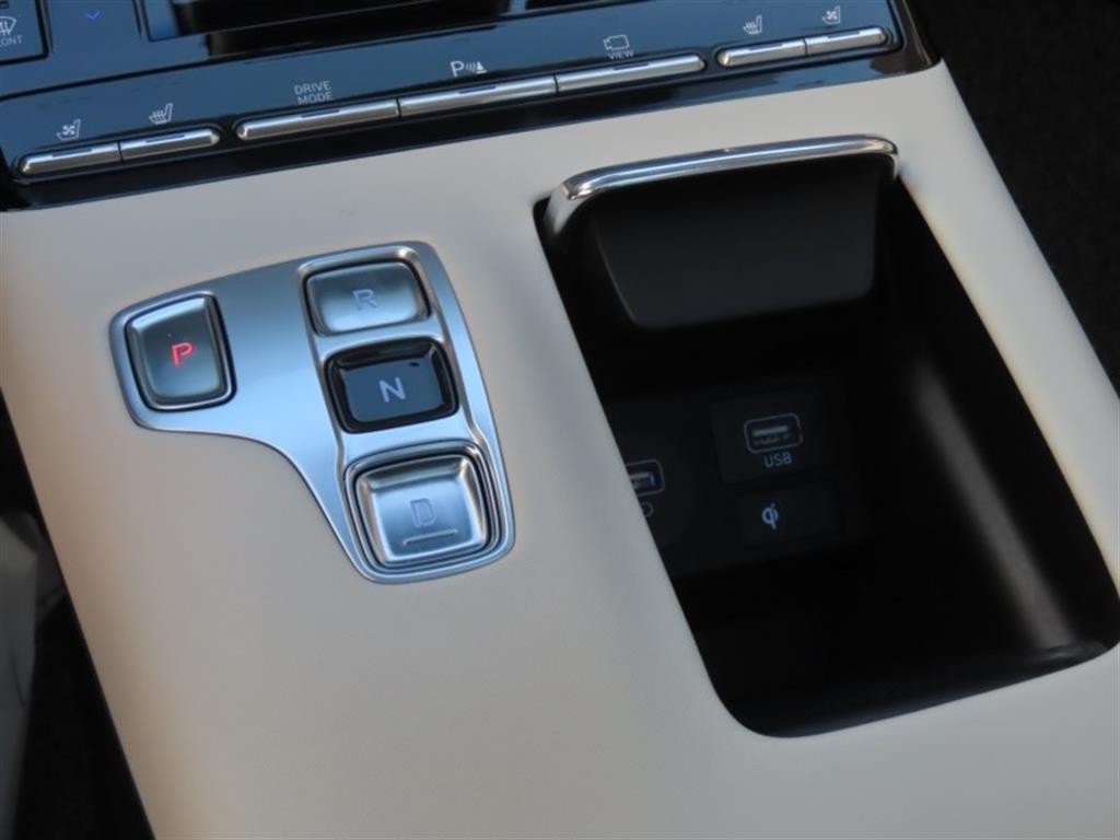 HYUNDAI Grandeur - Vista 11