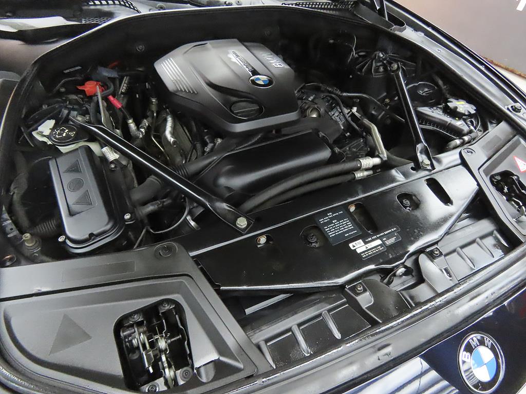 BMW 5 Series 2016 Negro - Importación desde Corea - HF Imports Iquique - Foto 18