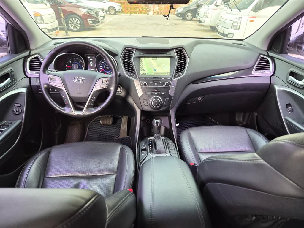 HYUNDAI Santa Fe - Vista 8