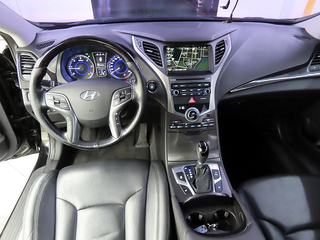 HYUNDAI Grandeur - Vista 7